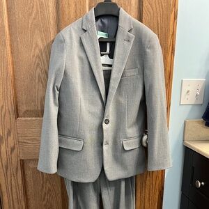 Boys Chaps light gray suit